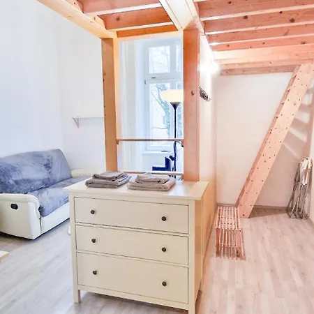 Cozy Karlin Loft City Center Prag Exterior foto
