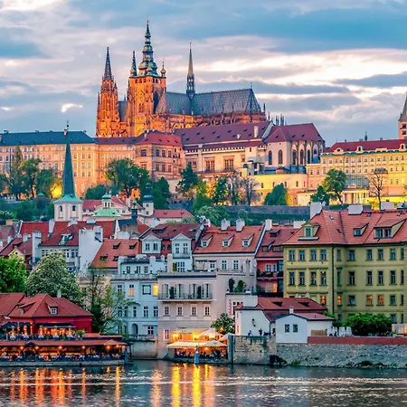 Cozy Karlin Loft City Center Prag Exterior foto
